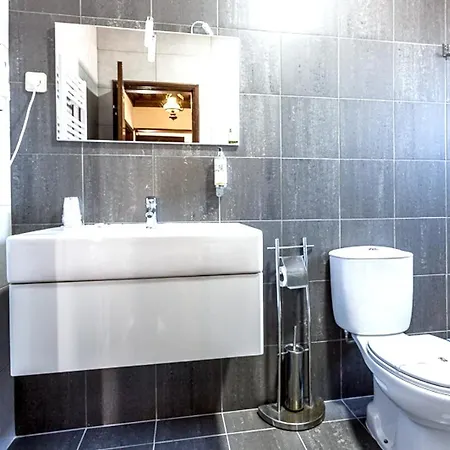One Bedroom With Shared Pool Jacuzzi And Furnished Terrace At *