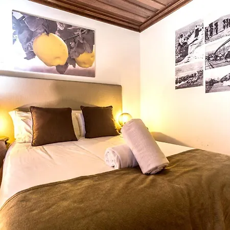 One Bedroom With Shared Pool Jacuzzi And Furnished Terrace At דירה *